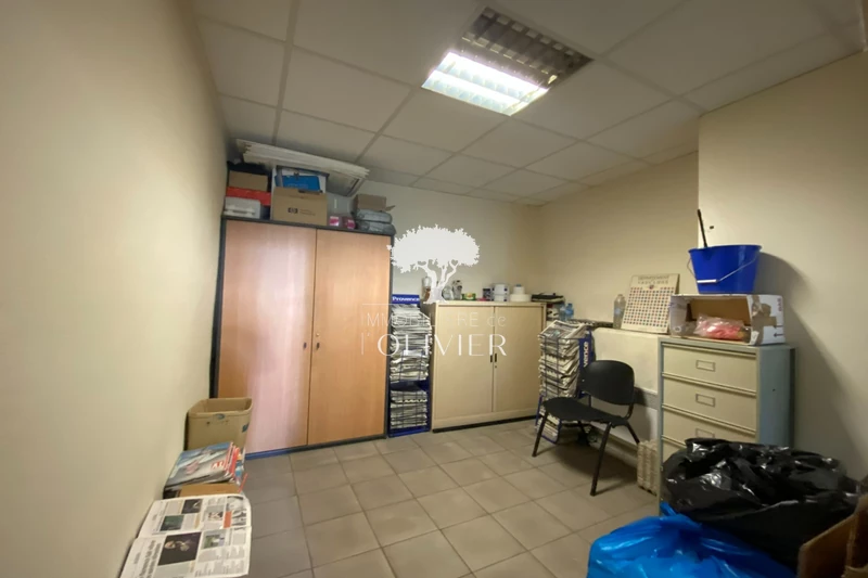 Professionnel bureau Apt  