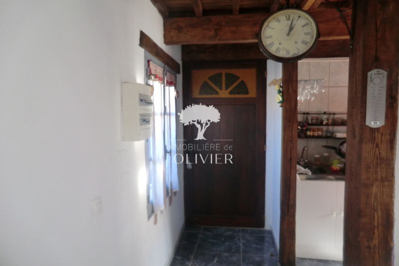 Photo Immeuble Apt Luberon des fruits confits, Professionnel immeuble 112 m²
