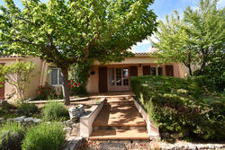 Photos Maison Villa à vendre Saint-Saturnin-lès-Apt 84490