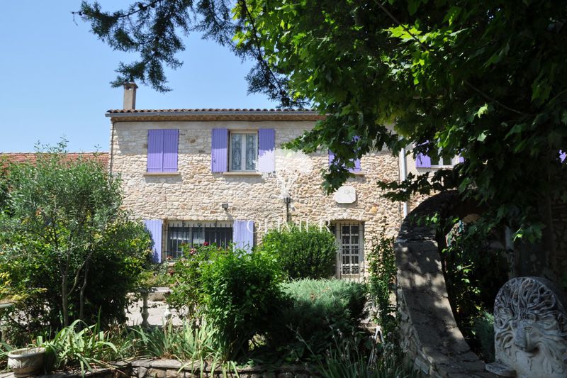 Photo Propriété Rustrel Luberon nord, achat propriété 10 chambres 300 m²
