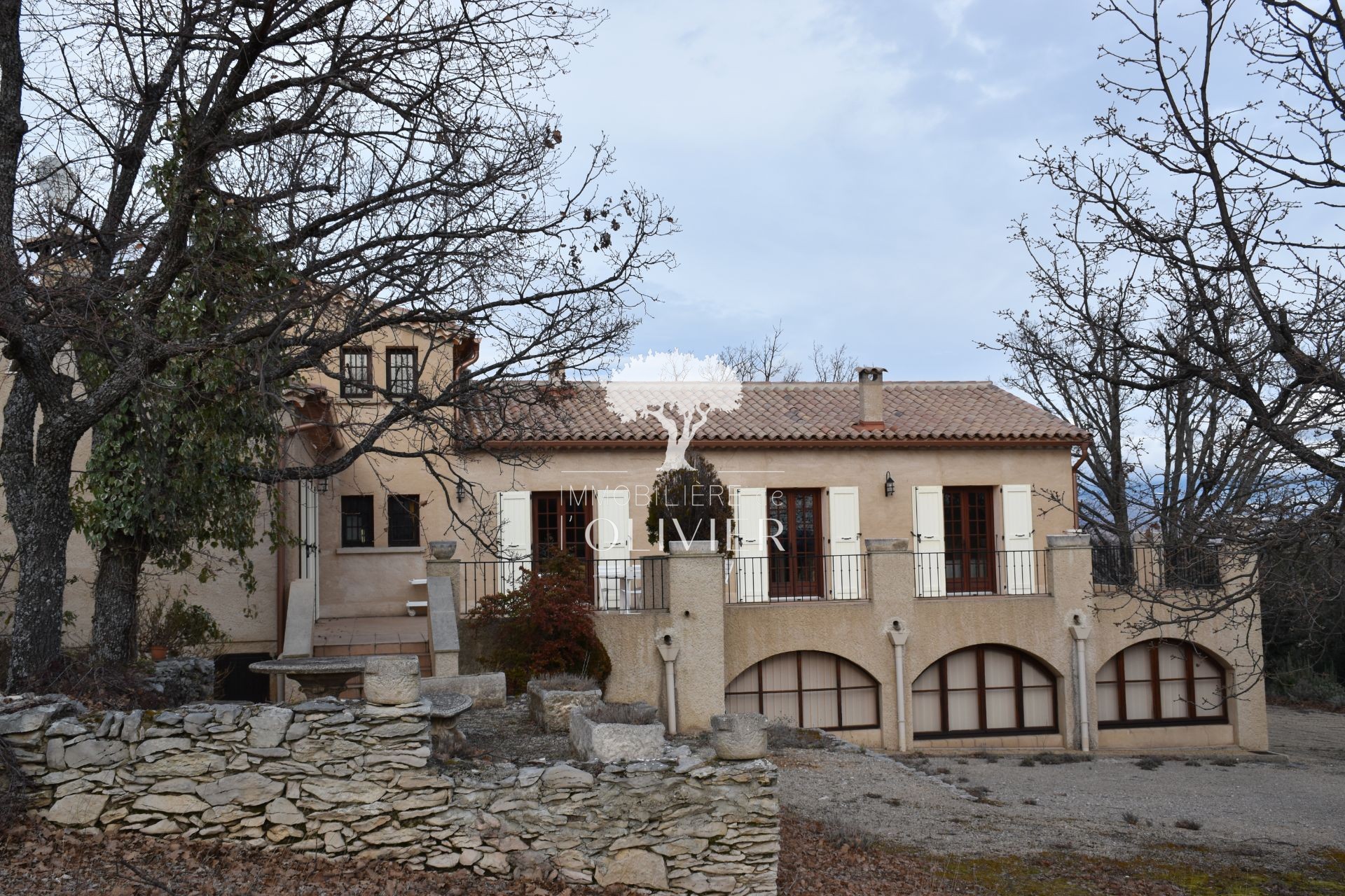 Maison Simiane-la-Rotonde Luberon, Achat Maison 5 Chambres 250 M²