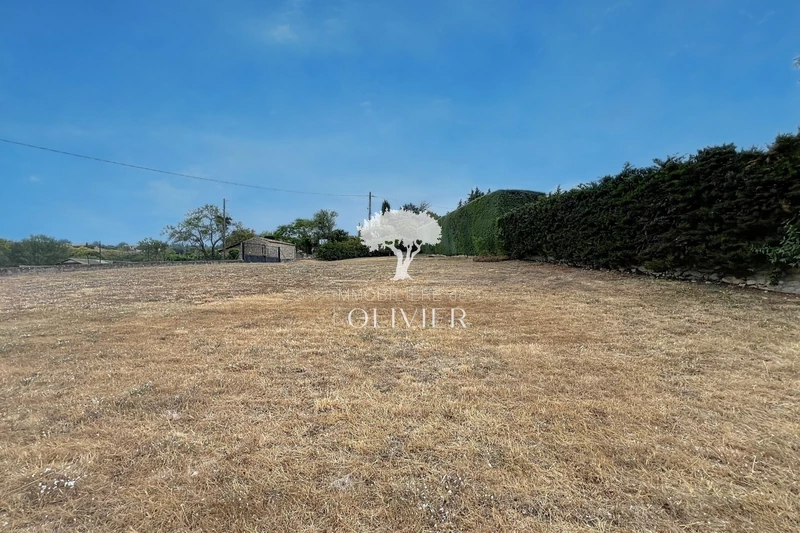 Photo Terrain constructible Reillanne Luberon nord,   achat terrain constructible   730&nbsp;m&sup2;