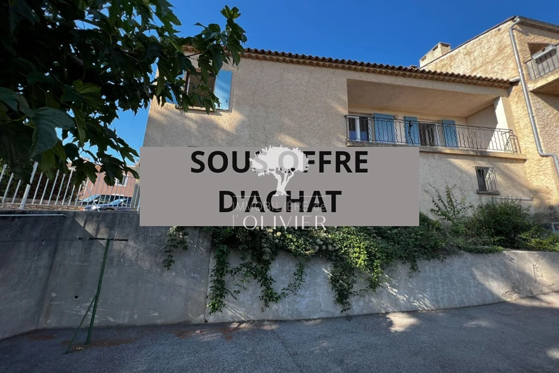 Photo House Saint-Saturnin-lès-Apt Luberon,   to buy house  2 bedrooms   68&nbsp;m&sup2;