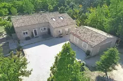 Vente propriété Saint-Saturnin-lès-Apt  