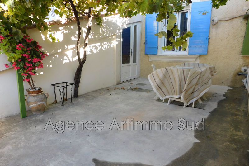 Photo House Aureille Rentals house 2 bedrooms 68 m²