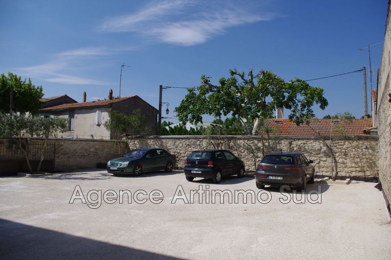 Photo Parking Eyragues achat parking