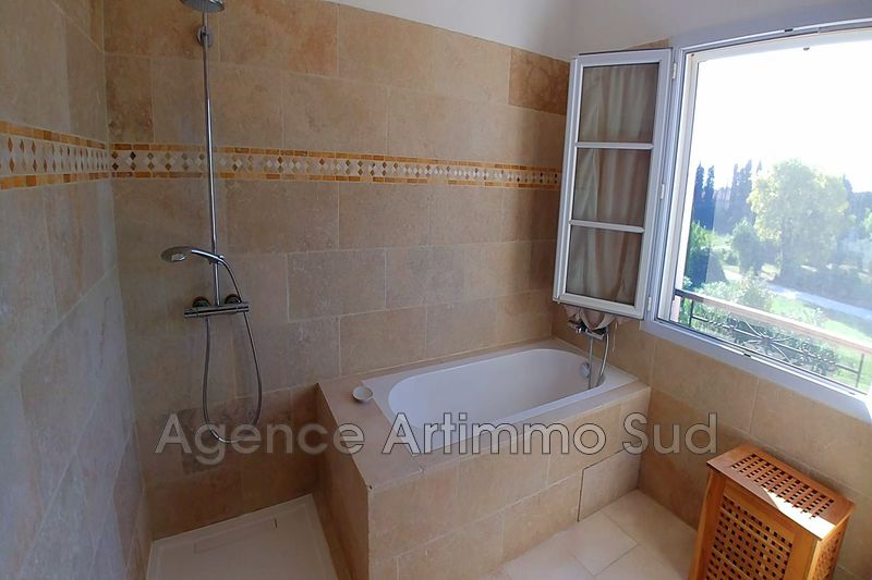 Photo Maison Eyguières achat maison 4 chambres 140 m²