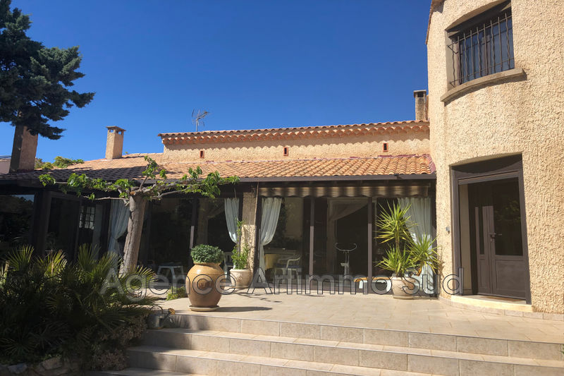 Photo Maison Aureille Village, achat maison 5 chambres 160 m²