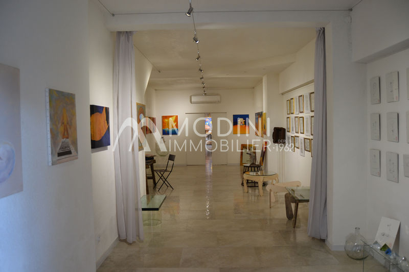 Photo Sainte-Maxime Centre-ville, Professionnel 92 m²