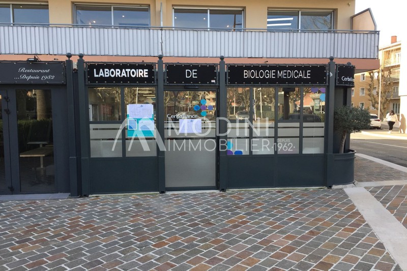 Photo Locaux Sainte-Maxime Centre-ville, Professionnel locaux