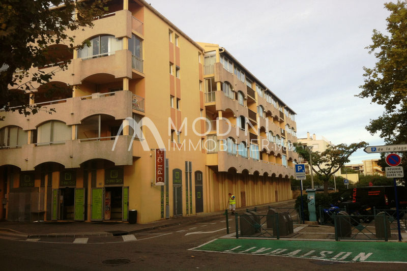 Photo Garage en sous sol Sainte-Maxime Centre-ville, achat garage en sous sol