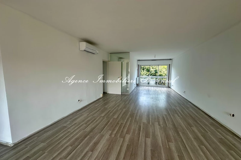 Location appartement Sainte-Maxime  