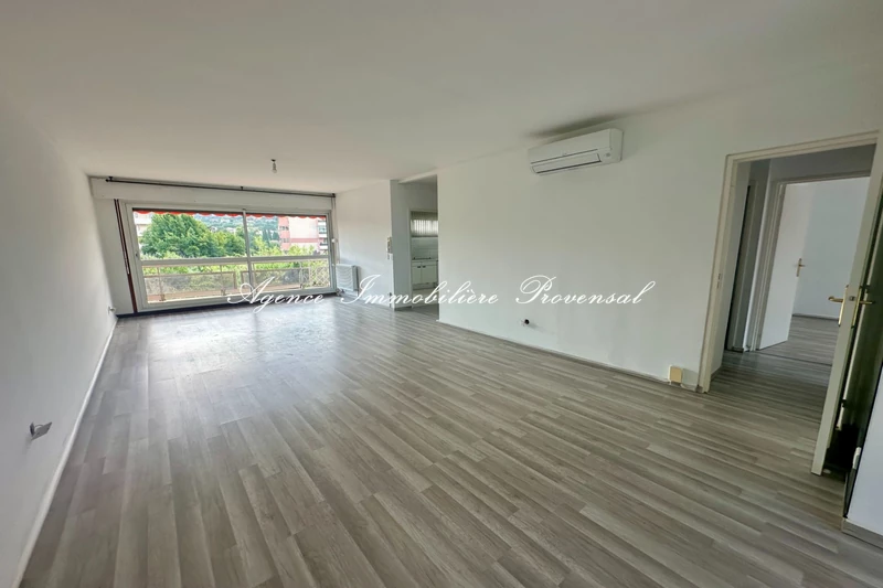 Location appartement Sainte-Maxime  