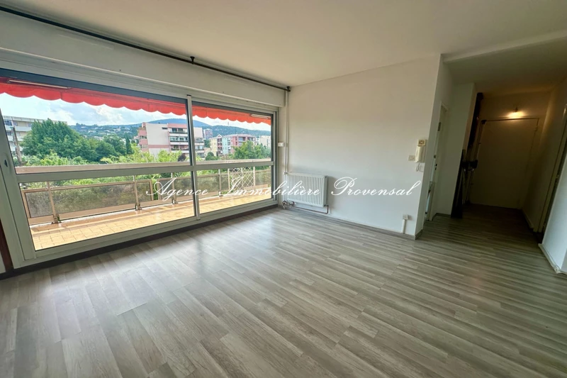 Location appartement Sainte-Maxime  