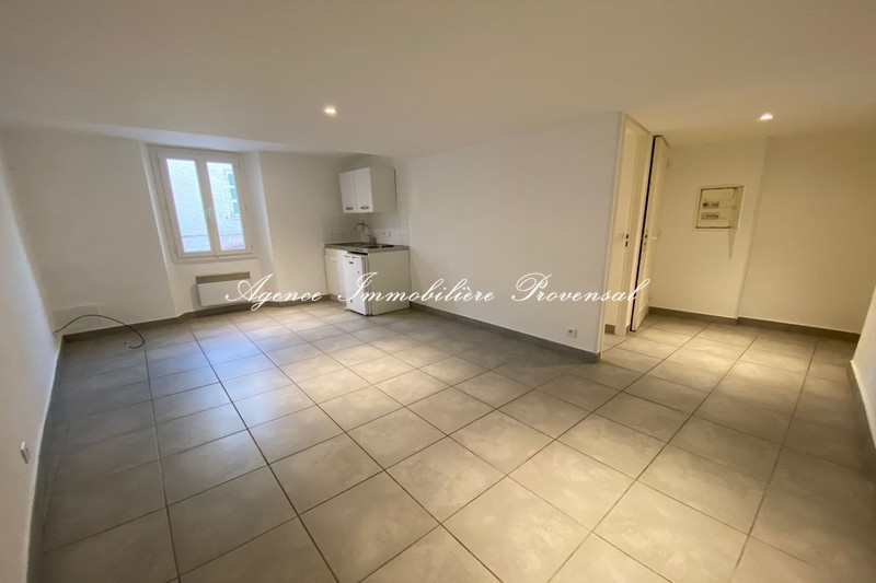 Location appartement Sainte-Maxime Location appartement Sainte-Maxime Apartment Sainte-Maxime Centre-ville, Rentals apartment 1 room 25 m²