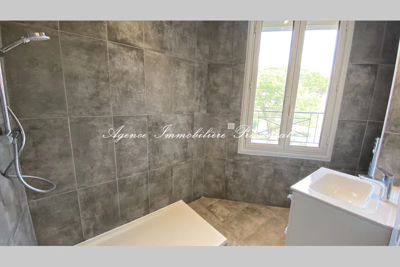 Location appartement Sainte-Maxime  