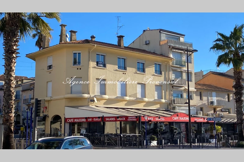 Location appartement Sainte-Maxime Location appartement Sainte-Maxime Appartement Sainte-Maxime Centre-ville, Location appartement 3 pièces 58 m²