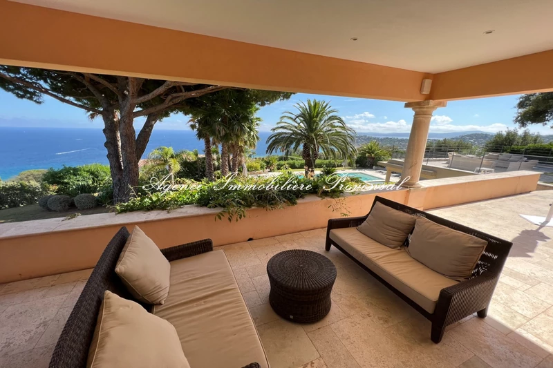 Location saisonnière villa Sainte-Maxime  