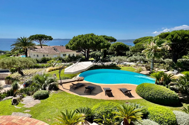 Location saisonnière villa provençale Sainte-Maxime  