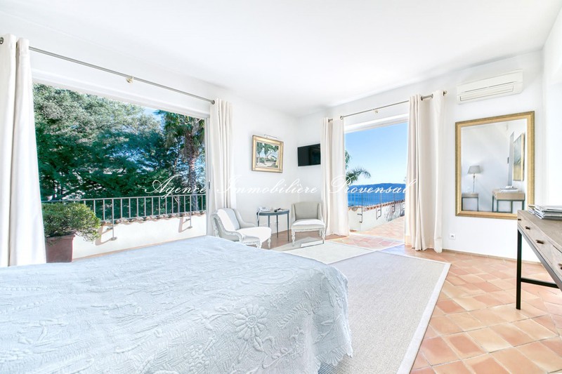 Location saisonnière villa Grimaud  