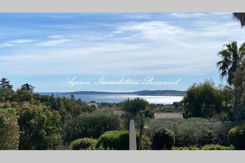 Location saisonnière villa Grimaud  