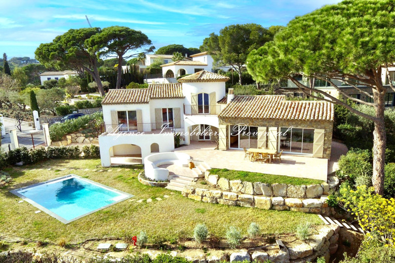 Location saisonnière villa provençale Sainte-Maxime  Villa provençale Sainte-Maxime Proche plages,  Location saisonnière villa provençale  3 chambres   140&nbsp;m&sup2;