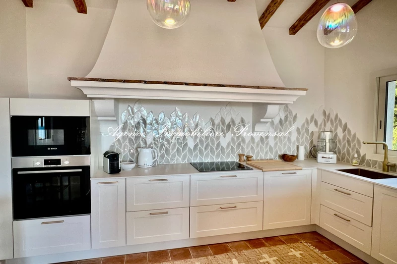 Location saisonnière villa provençale Sainte-Maxime  