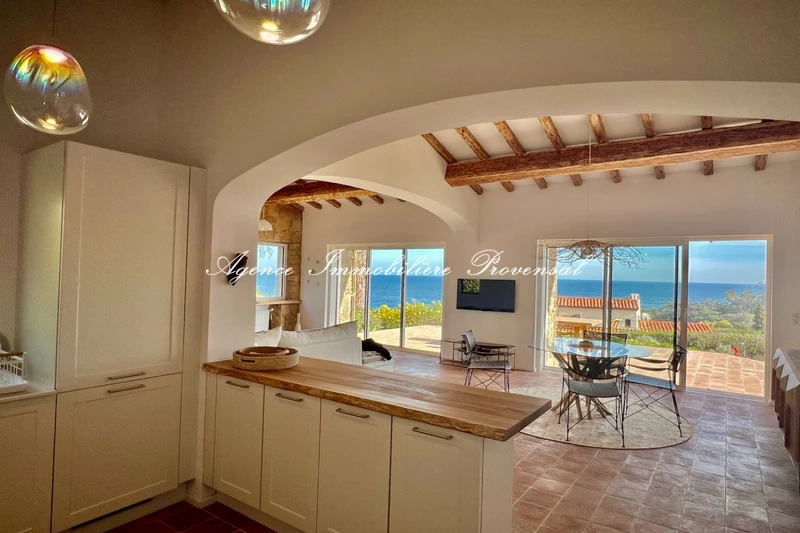 Location saisonnière villa provençale Sainte-Maxime  