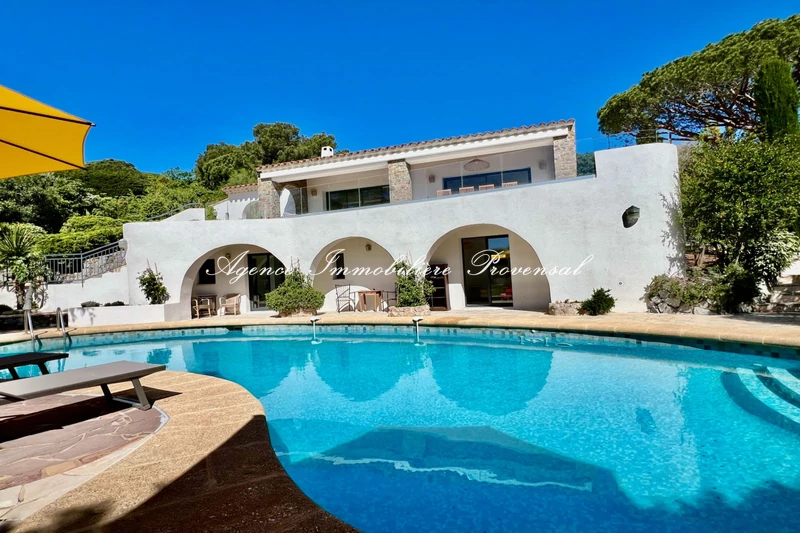 Location saisonnière villa Sainte-Maxime  