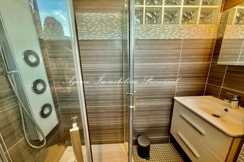 Photo n°8 - Commerce Sainte-Maxime 83120 - 215 000 €