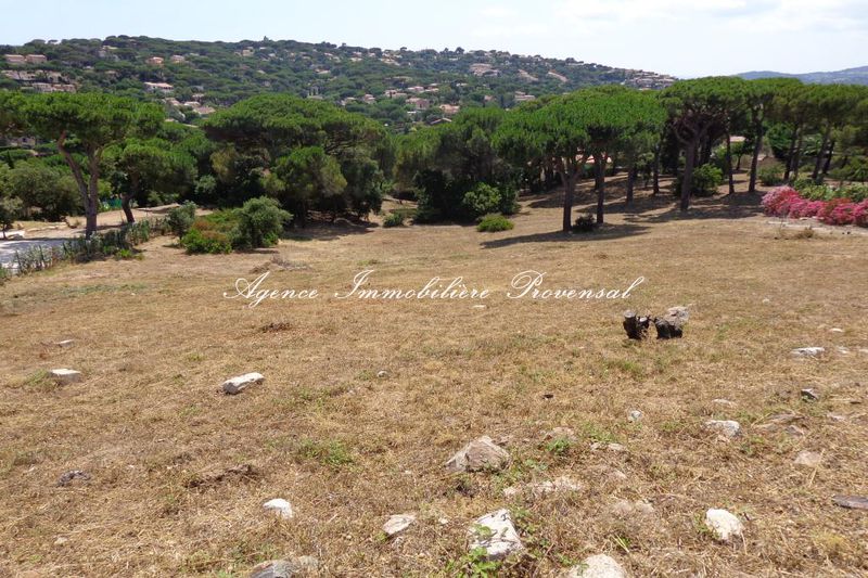 Vente terrain constructible Sainte-Maxime Vente terrain constructible Sainte-Maxime Terrain constructible Sainte-Maxime Hors agglomération, achat terrain constructible 1920 m²