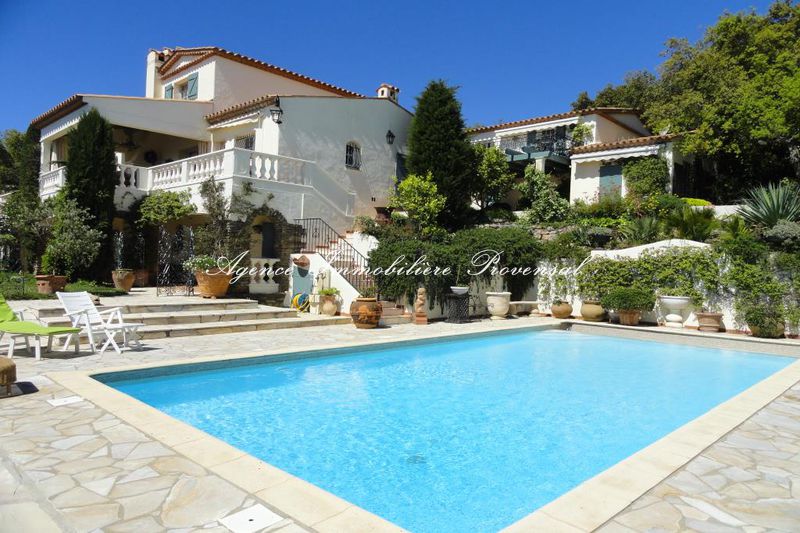 Vente villa avec vue mer Sainte-Maxime Vente villa avec vue mer Sainte-Maxime Villa avec vue mer Sainte-Maxime Nartelle, achat villa avec vue mer 8 chambres 335 m²