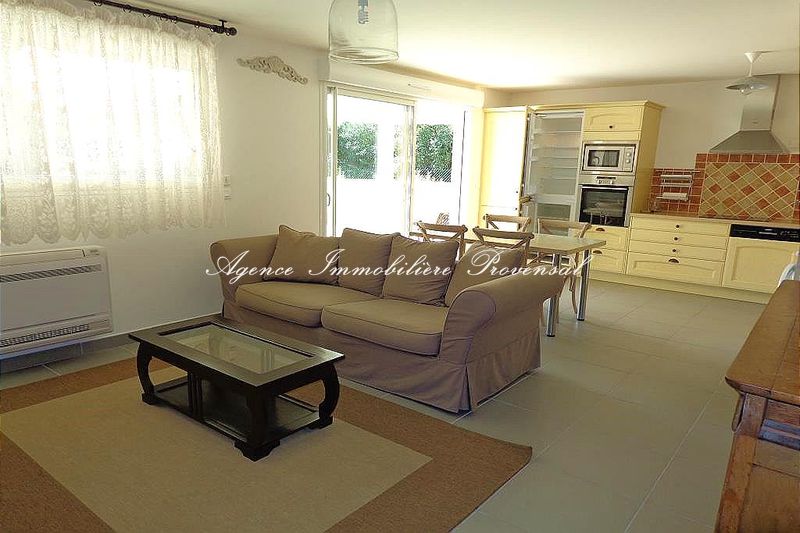 Vente appartement Sainte-Maxime Vente appartement Sainte-Maxime Apartment Sainte-Maxime Proche centre ville, to buy apartment 3 rooms 64 m²