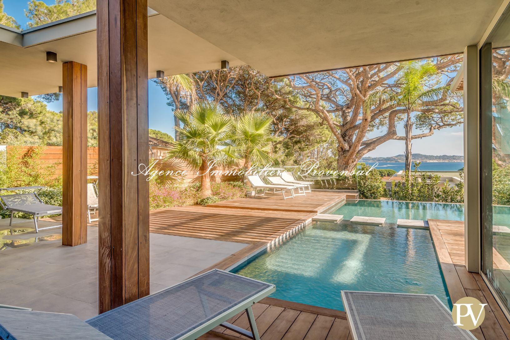 4 Bedroom Sea View And Pool For Sale Sainte Maxime Near Downtown 171 M
