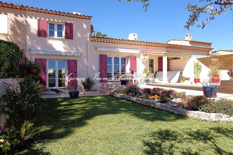 Vente maison mitoyenne Sainte-Maxime Vente maison mitoyenne Sainte-Maxime Maison mitoyenne Sainte-Maxime Secteur residentiel, achat maison mitoyenne 3 chambres 101 m²