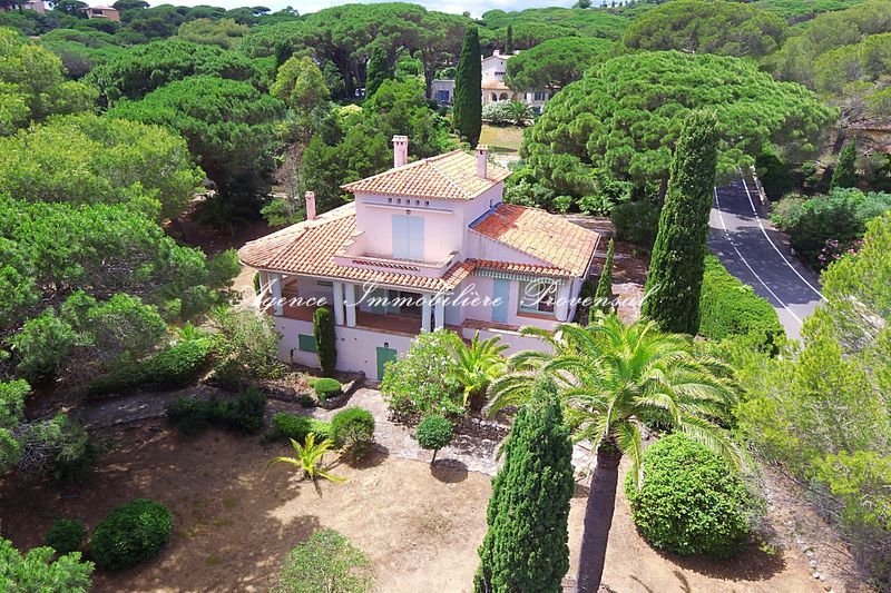 Vente maison de caractère Sainte-Maxime Vente maison de caractère Sainte-Maxime Maison de caractère Sainte-Maxime Proche plages, achat maison de caractère 6 chambres 200 m²
