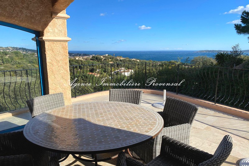 Vente villa Sainte-Maxime Vente villa Sainte-Maxime Villa Sainte-Maxime Residentiel, achat villa 4 chambres 163 m²