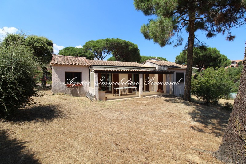 Vente maison Sainte-Maxime Vente maison Sainte-Maxime House Sainte-Maxime Proche centre ville, to buy house 2 bedroom 82 m²