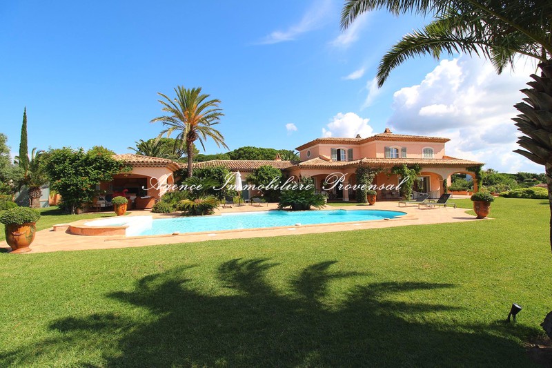 Vente villa Sainte-Maxime  Villa Sainte-Maxime Proche plages,   achat villa  6 chambres   415&nbsp;m&sup2;