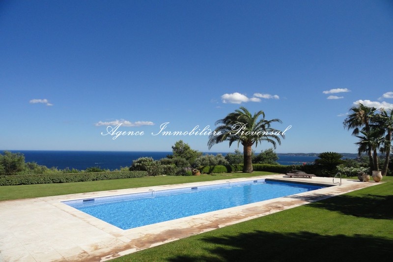 Vente villa Sainte-Maxime  Villa Sainte-Maxime Proche plages,   to buy villa  4 bedroom   380&nbsp;m&sup2;