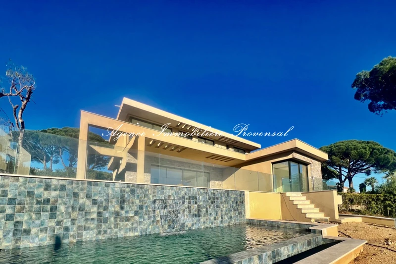 Vente villa Sainte-Maxime Vente villa Sainte-Maxime Villa Sainte-Maxime Proche plages, achat villa 4 chambres 260 m²