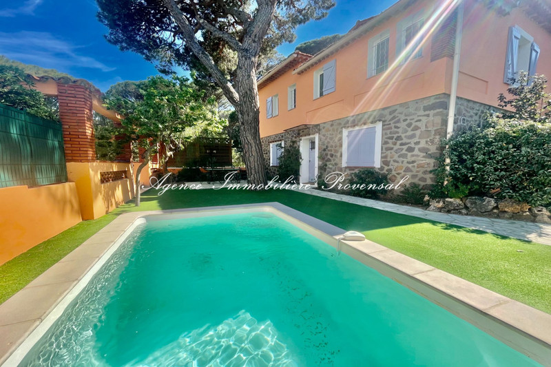 Vente villa Sainte-Maxime Vente villa Sainte-Maxime Villa Sainte-Maxime Proche centre ville, achat villa 5 chambres 180 m²