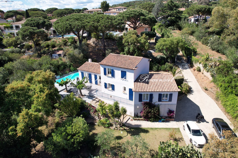 Vente villa Sainte-Maxime  Villa Sainte-Maxime Proche centre ville,   achat villa  4 chambres   140&nbsp;m&sup2;