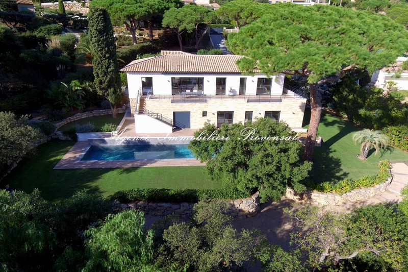 Vente villa Sainte-Maxime  Villa Sainte-Maxime Nartelle,   achat villa  5 chambres   200&nbsp;m&sup2;