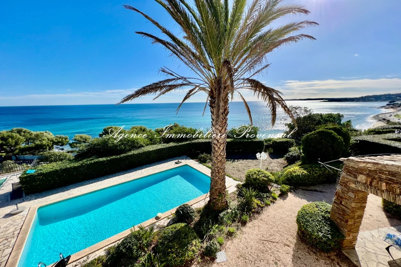 Vente villa Sainte-Maxime Vente villa Sainte-Maxime Villa Sainte-Maxime Proche plages, achat villa 8 chambres 400 m²