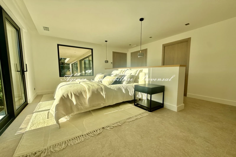 Vente villa contemporaine Sainte-Maxime Vente villa contemporaine Sainte-Maxime