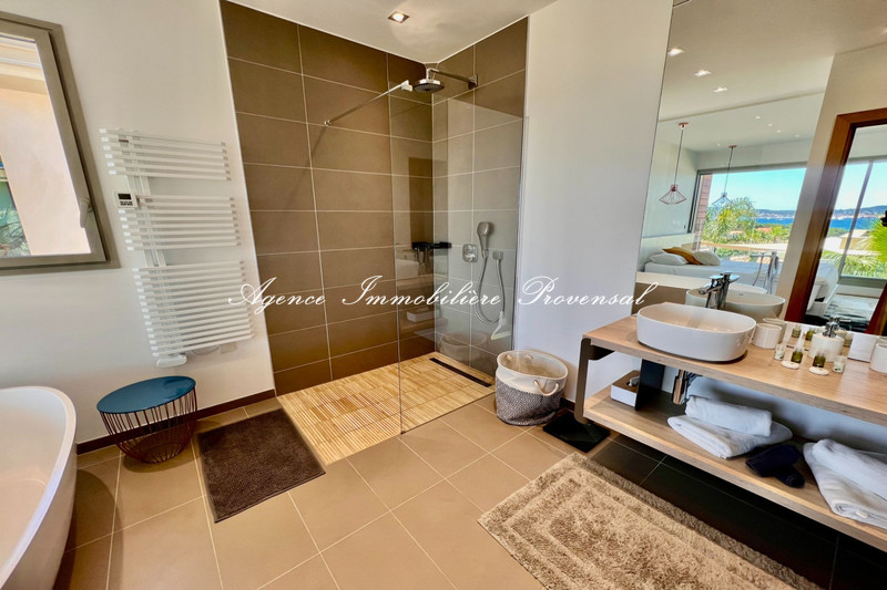 Vente villa contemporaine Sainte-Maxime  