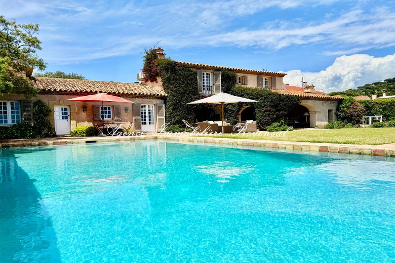 Vente mas Sainte-Maxime  Mas Sainte-Maxime Proche centre ville,   to buy mas  5 bedroom   330&nbsp;m&sup2;