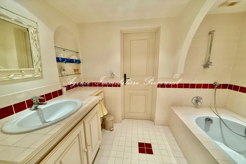 Vente villa provençale Sainte-Maxime  