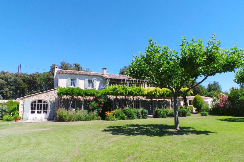 Photo Mas Maussane-les-Alpilles Campagne, Location saisonnière mas 5 chambres 320 m²